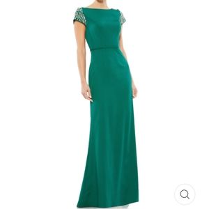 Mac Duggal Beaded Cap Sleeve Bateau Column Gown Emerald Size 6